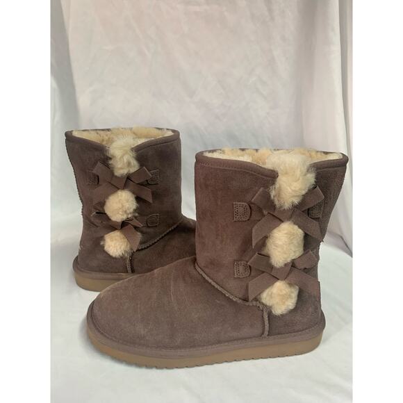 Koolaburra by UGG Koola Short Bow Shearling Boots – Size 8 - Picture 4 of 6